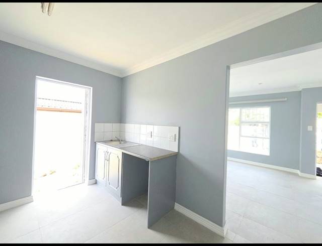 2 BEDROOM PROPERTY TO RENT IN BONNIE BRAE